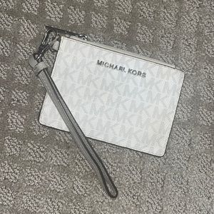 Michael Kors Wristlet card case